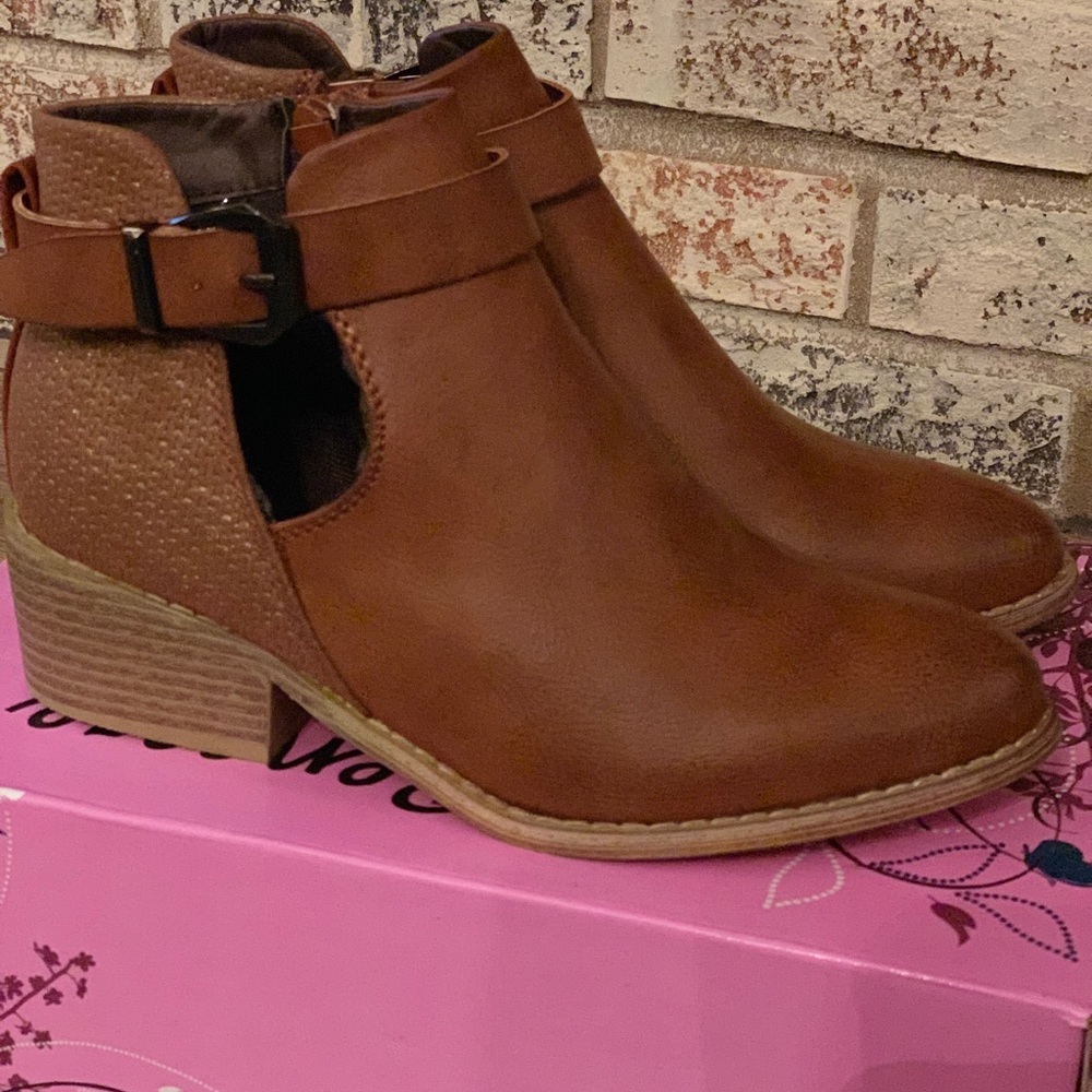 Wanda Ankle Bootie